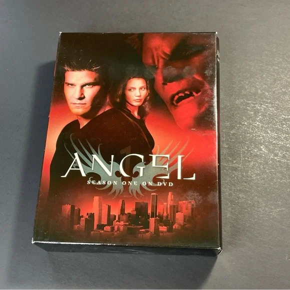 Angel: The Complete Series (DVD Seasons 1-5) David Boreanaz, Charisma Carpenter
